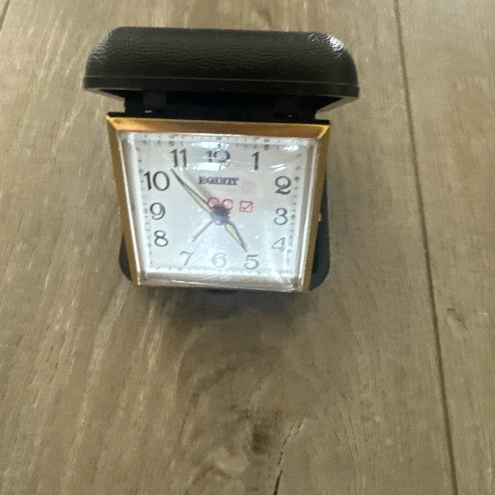Equity Gold Vintage Travel Alarm Clock with Built In‎ Case Watch Vintage